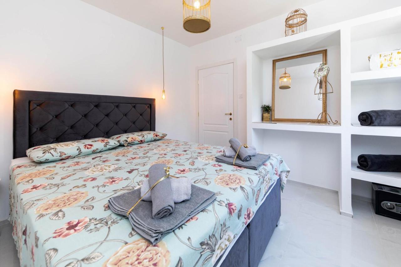 Gloria Luxury Suite Apartment Crikvenica Ngoại thất bức ảnh